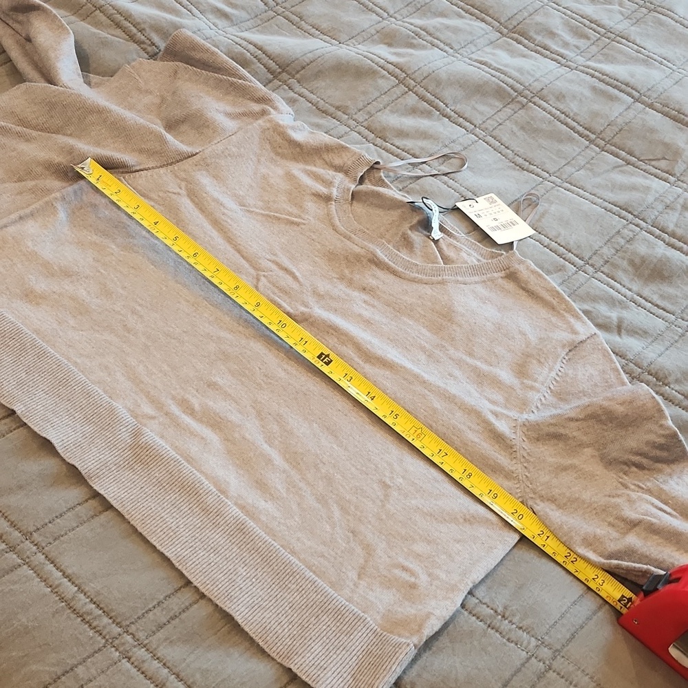 Zara Cropped Crew Neck Gray Sweater Size M, New With Tags! - Picture 8 of 9